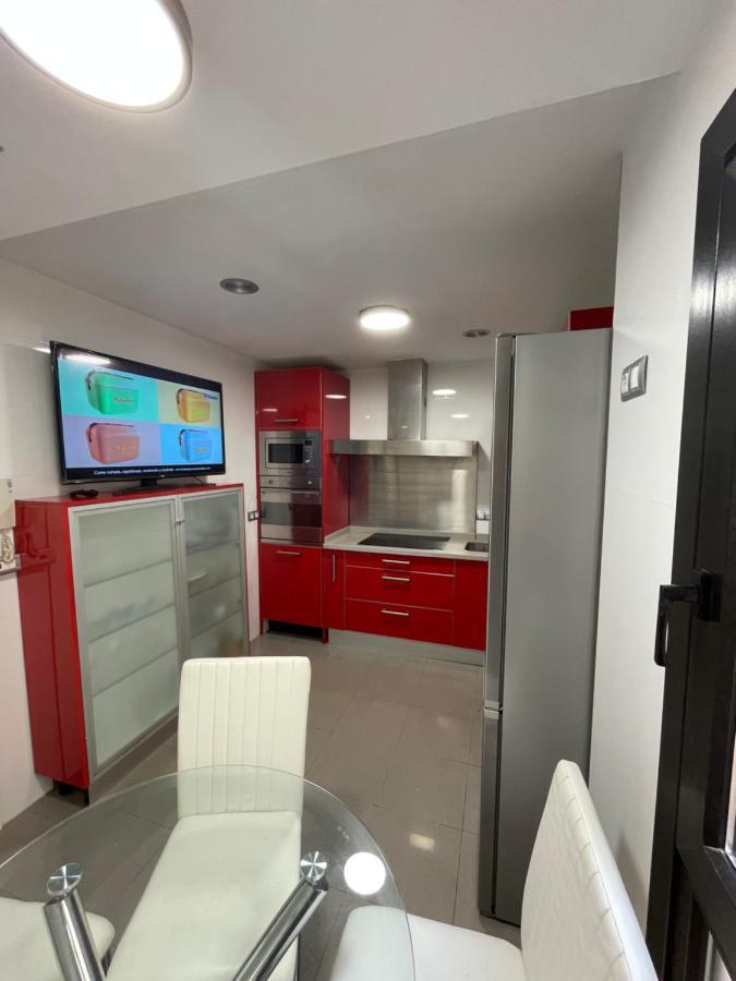 Moderno Apartamento Con Plaza De Garaje En Pleno Centro De Almeria Ngoại thất bức ảnh
