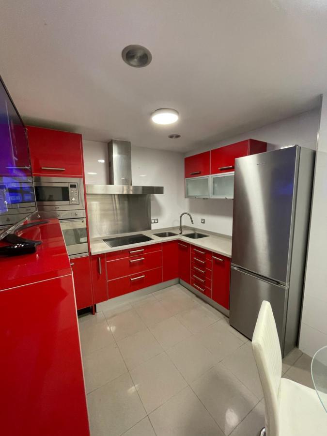 Moderno Apartamento Con Plaza De Garaje En Pleno Centro De Almeria Ngoại thất bức ảnh